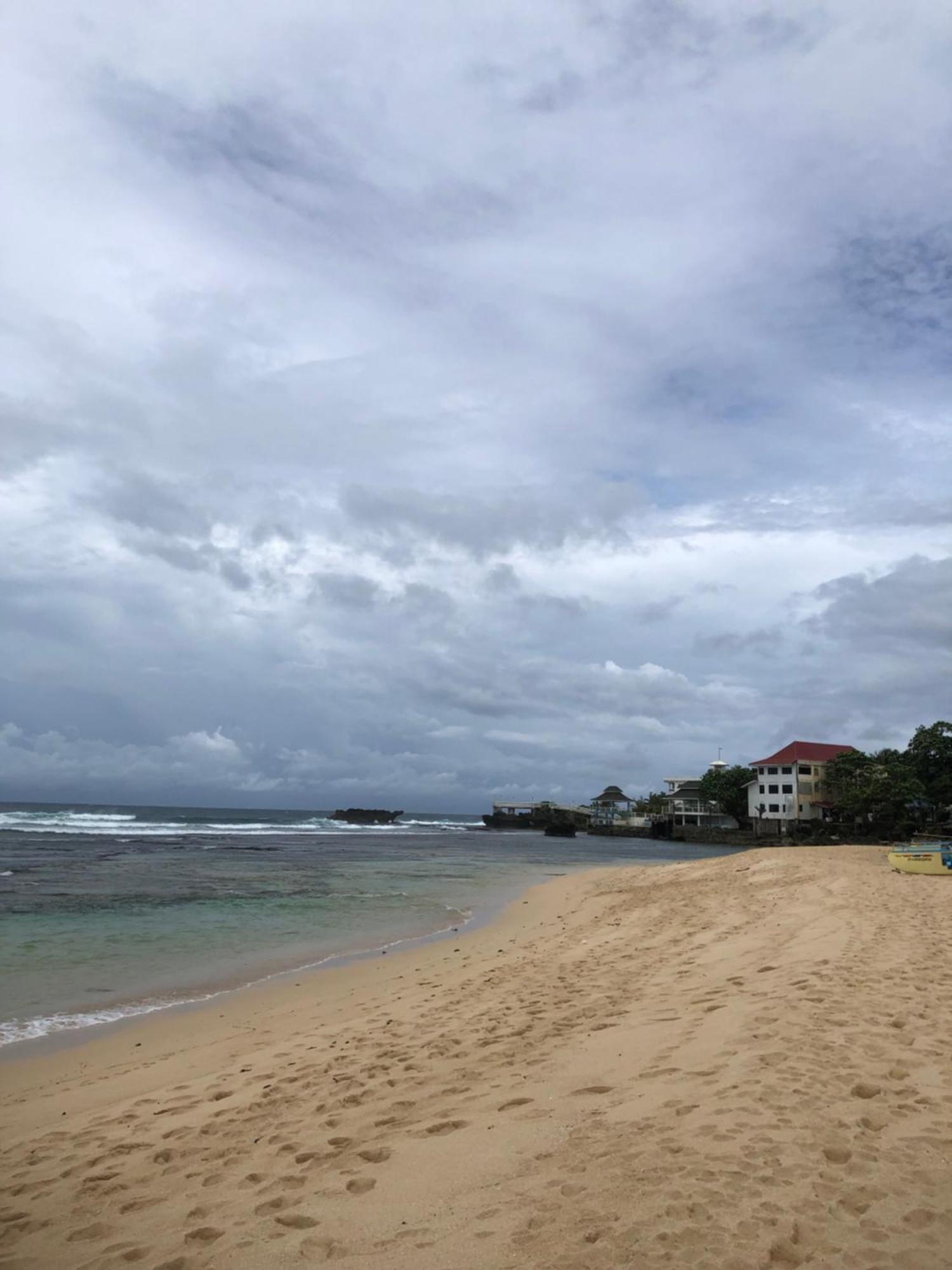 Traditional Private Guesthouse In Patar Beach Bolinao Bagian luar foto
